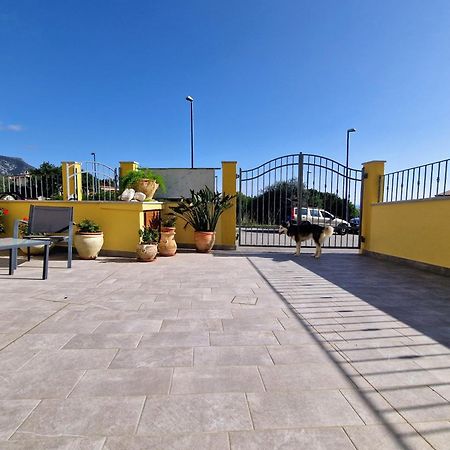 Sa Mamma E Sole B&B Кала-Гононе Екстер'єр фото