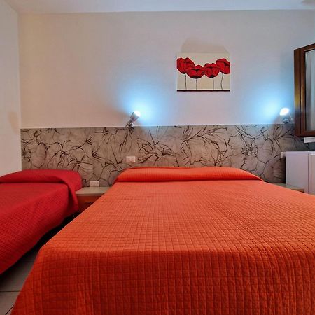 Sa Mamma E Sole B&B Кала-Гононе Екстер'єр фото